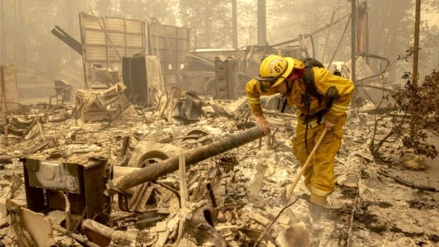 ABD'de üç eyalete yayılan yangınlarda 30'dan fazla kişi öldü, onlarca kişi kayıp durumda