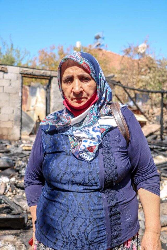 Açtığı 'çıkmaz sokak' davasını kaybetmeyi hazmedemedi: Önce komşusunun evini yaktı, ardından oğlunu vurdu Açtığı 'çıkmaz sokak' davasını kaybetmeyi hazmedemedi: Önce komşusunun evini yaktı, ardından oğlunu vurdu
