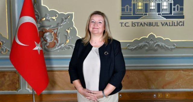 İstanbul'un tek kadın vali yardımcısı: Onlar 3 çalışıyorsa, benim 13 çalışmam gerekiyor