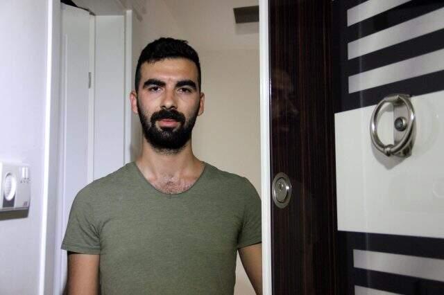 Sinir krizi geçirerek 5. kattan atlamaya kalkan kadını alt kattaki genç kurtardı