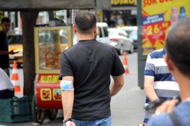 Vaka sayısının arttığı Diyarbakır'da, yasağa rağmen maske takılmıyor Vaka sayısının arttığı Diyarbakır'da, yasağa rağmen maske takılmıyor