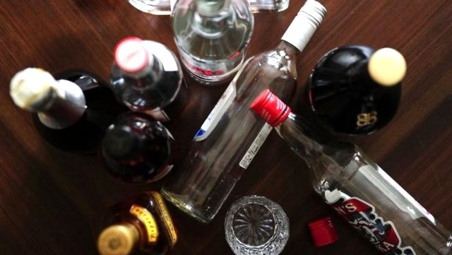 Koronavirüs salgını nedeniyle 'İngiltere'de alkol bağımlılığı arttı'