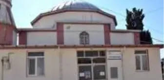 Cami imamı koronavirüse yakalandı, cemaat karantinaya alınıyor