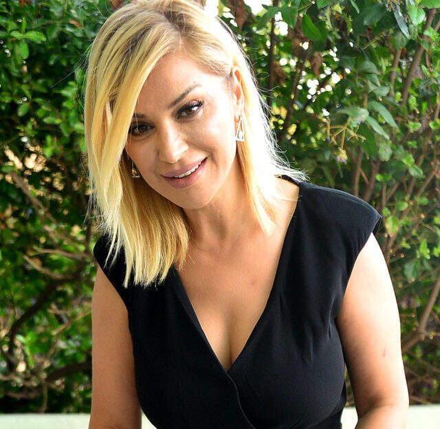 Songül Karlı'nın 14 yaşındaki oğlu isyan etti: Anne hep bir yerlerin konuşuluyor