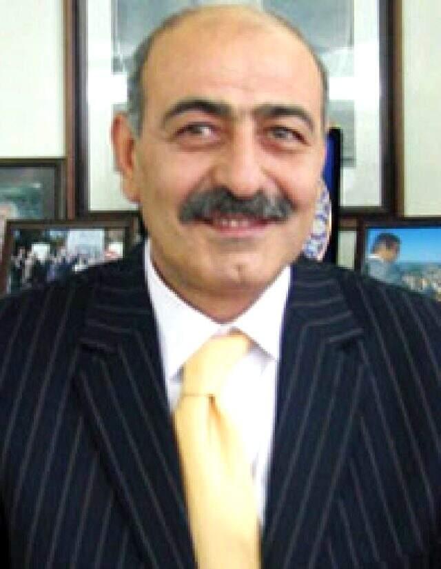 Eski Sinop Belediye Başkanı Zeki Yılmazer, tartıştığı kişiyi vurdu