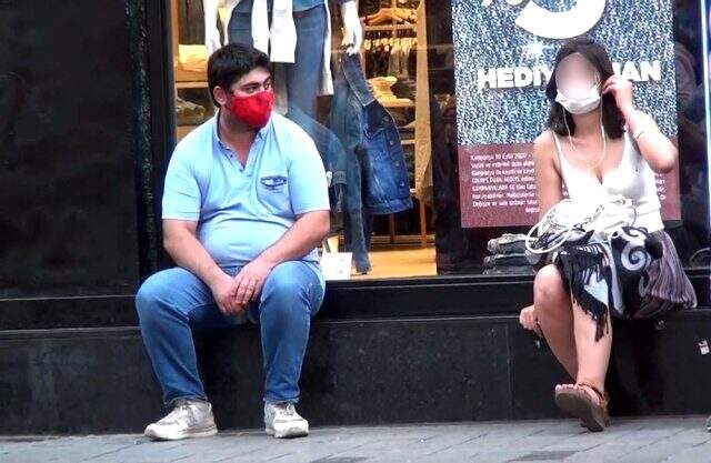 Taksim'de genç kadını takip eden kişi güven timlerince yakalandı Taksim'de genç kadını takip eden kişi güven timlerince yakalandı