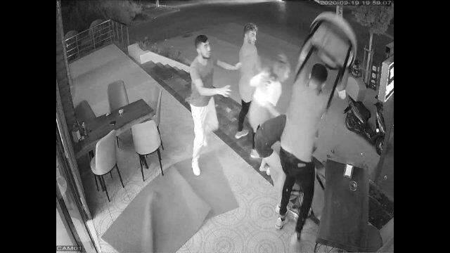 Eksik ödenen hesabını isteyen gurbetçi işletmeci darbedildi Eksik ödenen hesabını isteyen gurbetçi işletmeci darbedildi