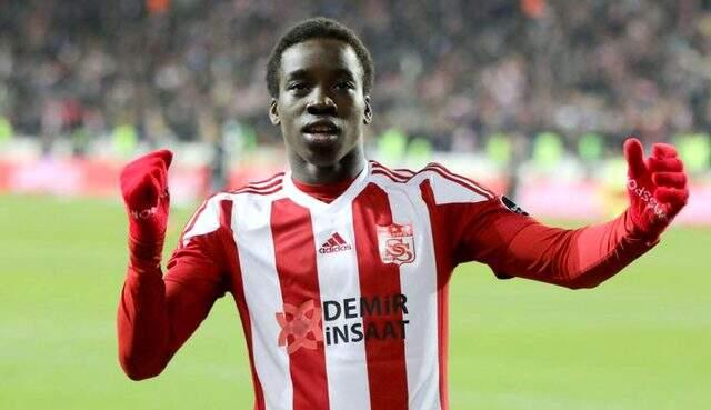 Trabzonspor, Leicester City'den Fousseni Diabate'yi kadrosuna kattı