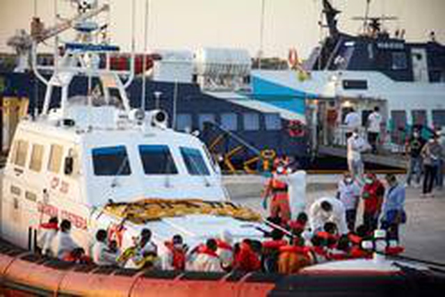 Uluslararası Af Örgütü: Libya'da mülteciler ve göçmenler savaş ve hak ihlalleri döngüsünde mahsur...