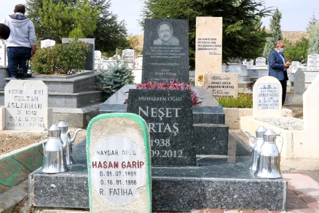 Merhum Neşet Ertaş, ölümünün 8. yılında Kırşehir'de anıldı