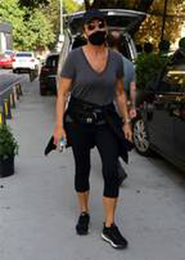 <a class='keyword-sd' href='/demet-akbag/' title='Demet Akbağ'>Demet Akbağ</a> sporda!