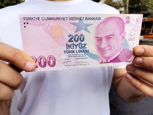 Hatalı basım 200 lirayı 1250 katı fiyata satışa çıkardı