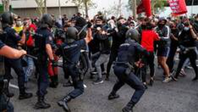 <a class='keyword-sd' href='/koronavirus/' title='Koronavirüs'>Koronavirüs</a>: İspanya hükümetiyle Madrid yönetimi Covid-19 önlemleri konusunda anlaşamıyor