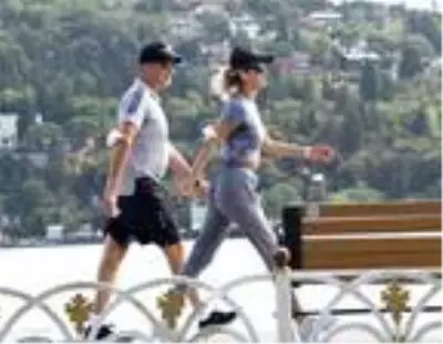 <a class='keyword-sd' href='/fikret-orman/' title='Fikret Orman'>Fikret Orman</a> ile sevgilisi <a class='keyword-sd' href='/tugba-coskun/' title='Tuğba Coşkun'>Tuğba Coşkun</a> her sabah sporda!