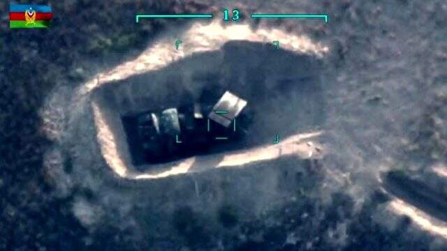 Azerbaycan, Ermenistan ordusuna ait füze sistemlerini vurdu Azerbaycan, Ermenistan ordusuna ait füze sistemlerini vurdu