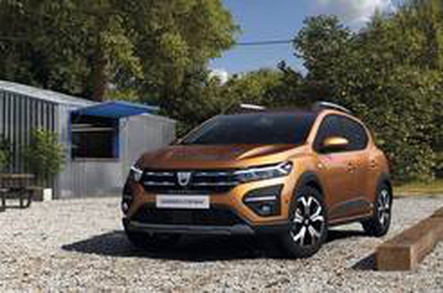 Dacia'nın Sandero ve Logan ailesi yenilendi