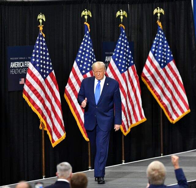 ABD'de seçimler iptal olur mu? İşte 5 soruda Trump'ın kornavirüse yakalanmasının seçimlere etkisi