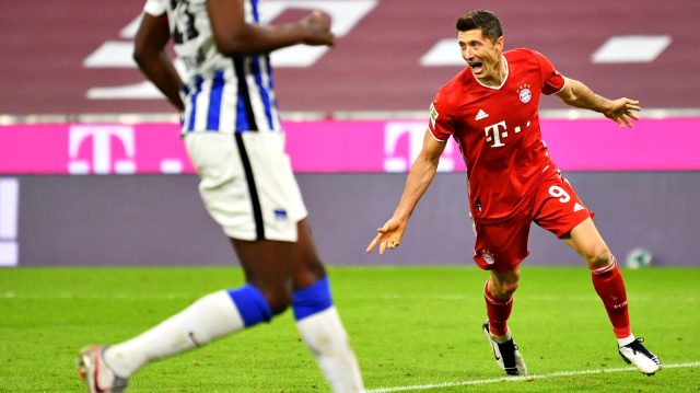 Bayern Münih, Hertha Berlin'i Lewandowski'nin golleriyle 4-3 yendi