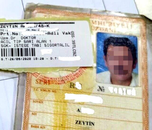 Taksici kavgasına karışan adamın, 48 yıl boyunca pembe kimlikle yaşadığı ortaya çıktı Taksici kavgasına karışan adamın, 48 yıl boyunca pembe kimlikle yaşadığı ortaya çıktı