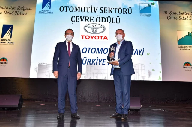 Toyota Otomotiv Sanayi Türkiye'ye çevre ödülü