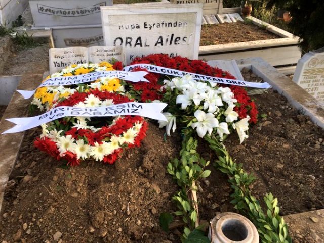 Eşi Serdar Oral'ı toprağa veren Özgü Namal, cenazeye katılamadı sadece çelenk gönderdi