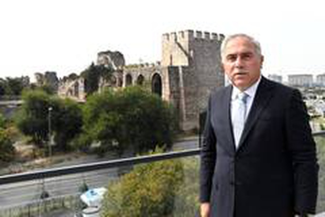 İstanbul'un tarihi yarımadası için tarihi karar: 10 bin binayı ilgilendiren dönüşüm planı kabul edildi İstanbul'un tarihi yarımadası için tarihi karar: 10 bin binayı ilgilendiren dönüşüm planı kabul edildi