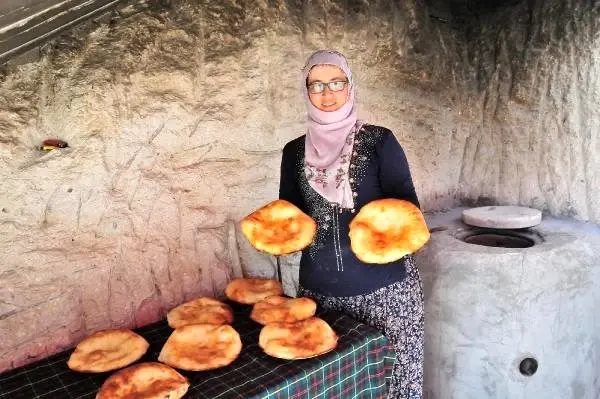 5 bin lirayla iş kuran 2 çocuk annesi, asgari ücret kadar para kazanıyor