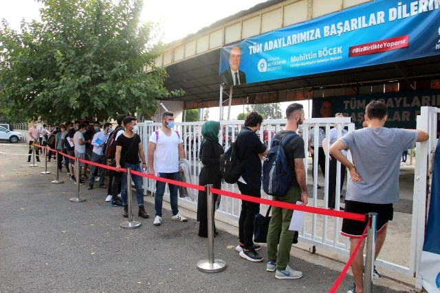 Antalya'da 100 kişilik itfaiye eri kadrosuna 1.000 kişi başvurdu