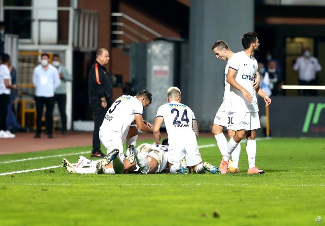 G.Saray maçındaki tartışılan gol sevinci hakkında Yusuf Erdoğan ilk kez konuştu