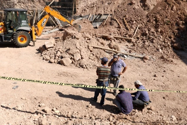 İstinat duvarı yapımında göçük: 2 işçi hayatını kaybetti