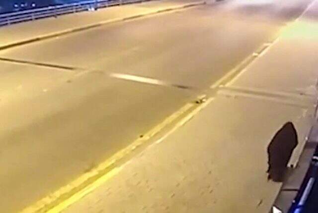 Bağdat'ta 2 çocuğunu Dicle Nehri'ne atan anne ülkeyi ayağa kaldırdı Bağdat'ta 2 çocuğunu Dicle Nehri'ne atan anne ülkeyi ayağa kaldırdı