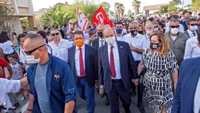 Ersin Tatar kimdir: Medyadan siyasete uzanan, Kuzey Kıbrıs'ın 5'inci Cumhurbaşkanı
