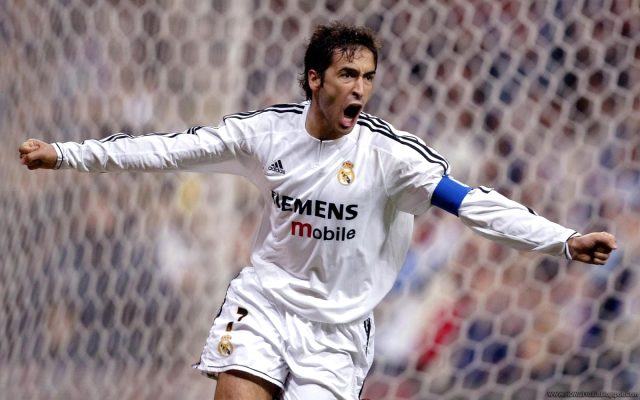 Real Madrid'de takımın başına Zidane'nın yerine kulüp efsanesi Raul geliyor