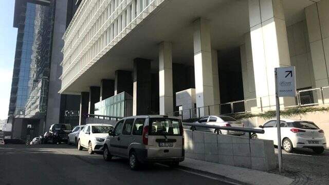 Şişli'de rezidansta 3 kişinin yaralandığı olay: tabancasını temizlerken yaralanmışlar