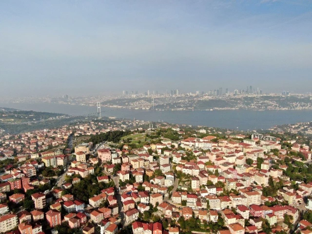 Kenti etkisi altına aldı! İşte İstanbul'dan kartpostallık sis manzaraları