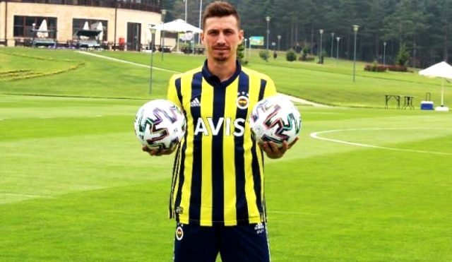 Fenerbahçeli Emre Belözoğlu: En zorlandığımız tranfer, Mert Hakan oldu
