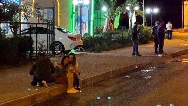 Arkadaşlarıyla vedalaştıktan sonra yola çıkan motosiklet sürücüsü, kazada hayatını kaybetti Arkadaşlarıyla vedalaştıktan sonra yola çıkan motosiklet sürücüsü, kazada hayatını kaybetti