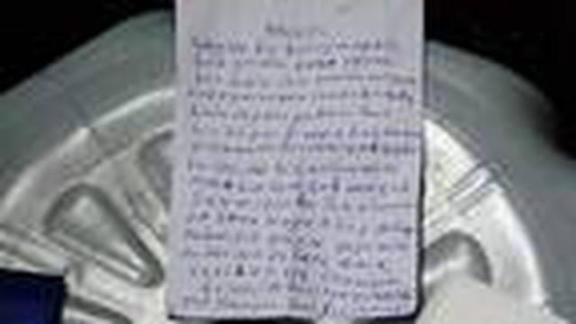 Sokakta karşılaştığı eski eşi konuşmak istemeyince, not bırakıp camide kendini astı Sokakta karşılaştığı eski eşi konuşmak istemeyince, not bırakıp camide kendini astı