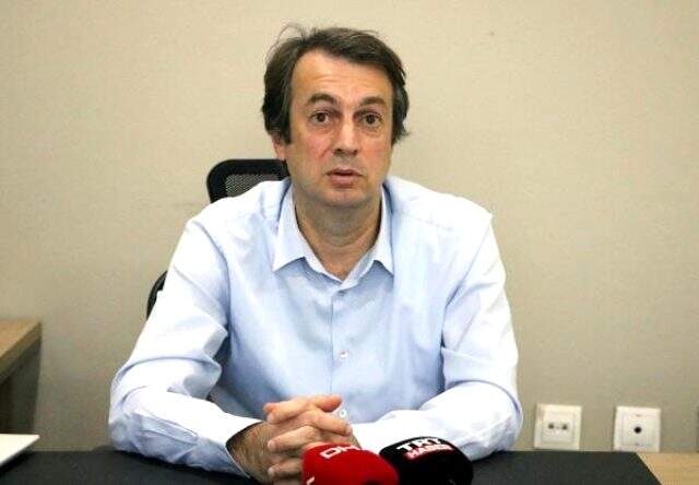 Prof. Dr. Hakan Kutoğlu uyardı: Bunlar daha büyük depremlerin ayak sesleri Prof. Dr. Hakan Kutoğlu uyardı: Bunlar daha büyük depremlerin ayak sesleri