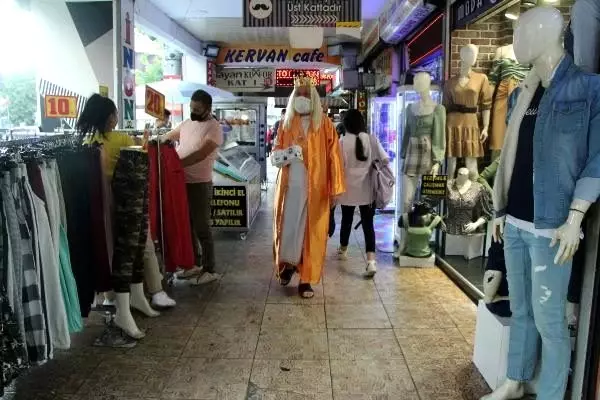 Maske uyarısına 'şoke' eden cevaplar; 'gözümle görmediğime inanmam'