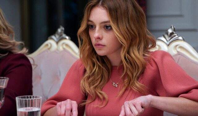 Sadakatsiz'de nefes kesen sahne! Asya, kendisini aldatan eşinden intikamını aldı