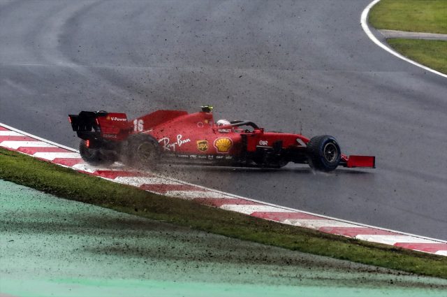 Formula 1 Türkiye Grand Prix'si sıralama turlarına yağmur damga vurdu