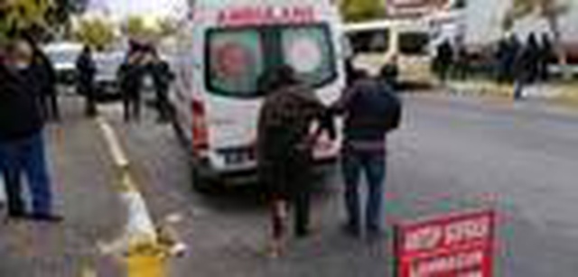 Minibüs şoförlerinin '3 dakika erken geldin' kavgası kanlı bitti