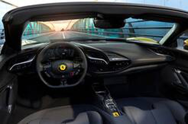 Ferrari SF90 Spider tanıtıldı