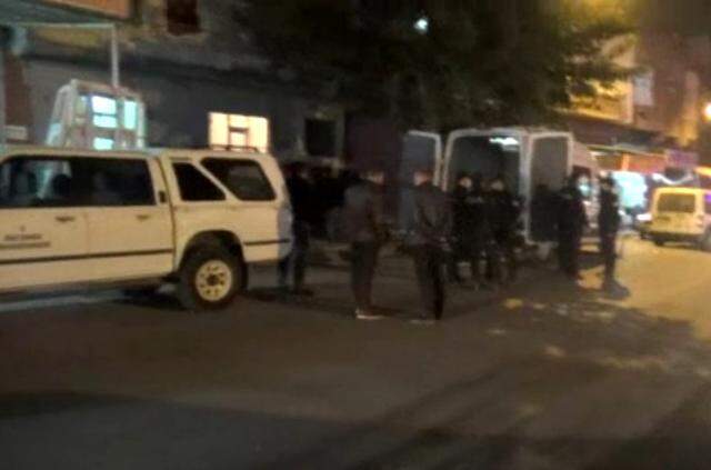 Kayıp şahsın cansız bedeni merdiven altında gömülü bulundu Kayıp şahsın cansız bedeni merdiven altında gömülü bulundu