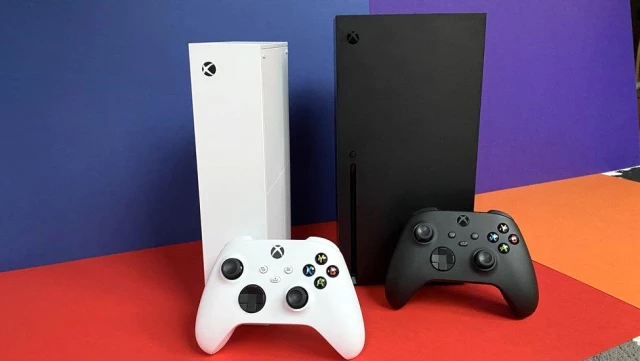 PS5: PlayStation 5 piyasaya çıktı, rakibi Xbox Series X'i geçebilecek mi?