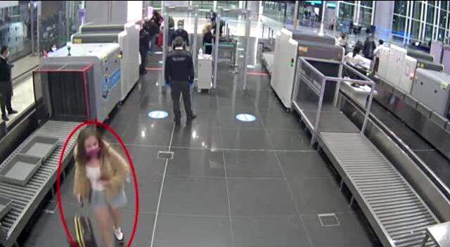 Sahte pasaportla yurt dışına kaçmaya çalışan PKK'lı kadın terörist tutuklandı Sahte pasaportla yurt dışına kaçmaya çalışan PKK'lı kadın terörist tutuklandı