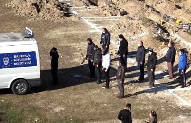 Bursa'da koronavirüs kaynaklı ölümler artınca yüzlerce yeni mezar yeri açıldı