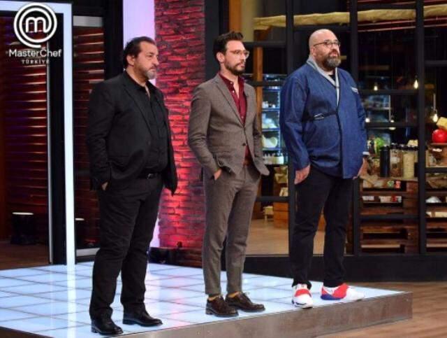 MasterChef'ten diskalifiye edilen Uğur Yılmaz Deniz, gözyaşlarına boğuldu