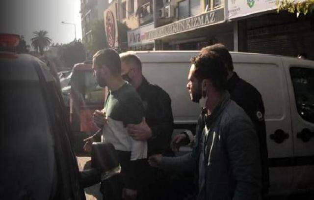 Tartıştığı kız arkadaşını sokak ortasında bacağından bıçakladı: 'Ben gururluyum' dedim